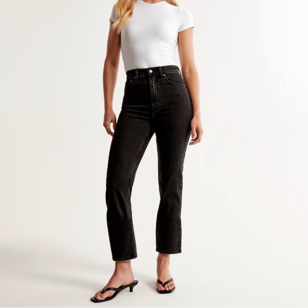 Abercrombie Ultra High Rise Ankle Straight Jean Curve Love Black 27R